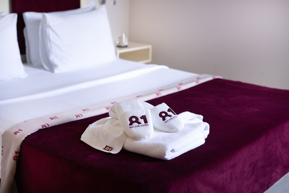 No 81 Otel - Image 34