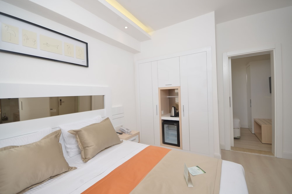 Doc's Hotel Kemer - Image 25
