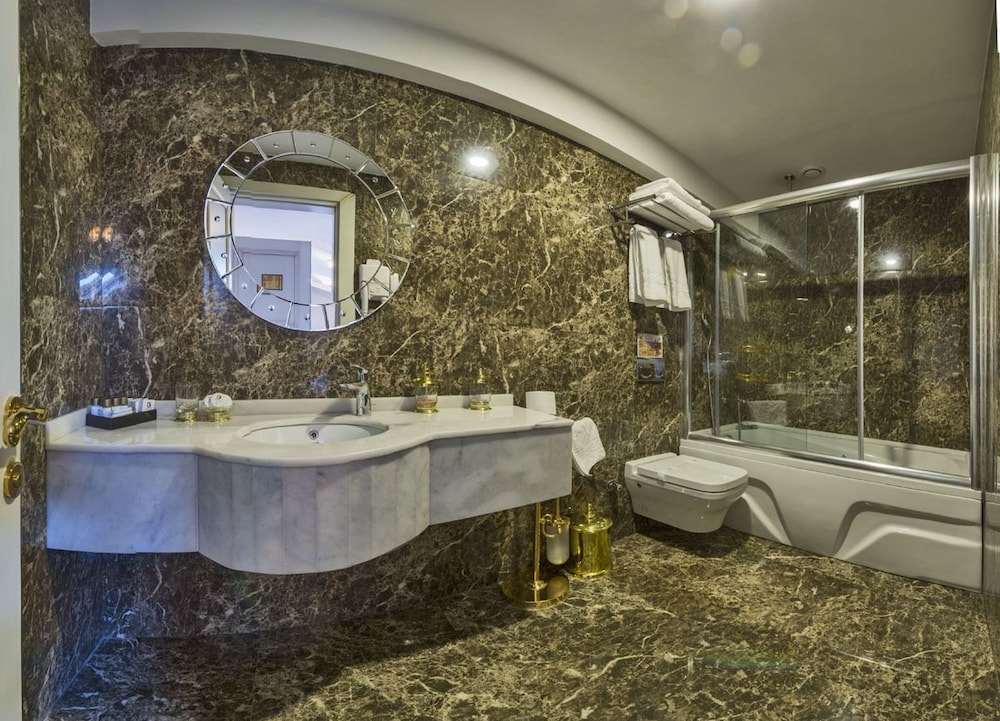 Glorious Otel - Image 14
