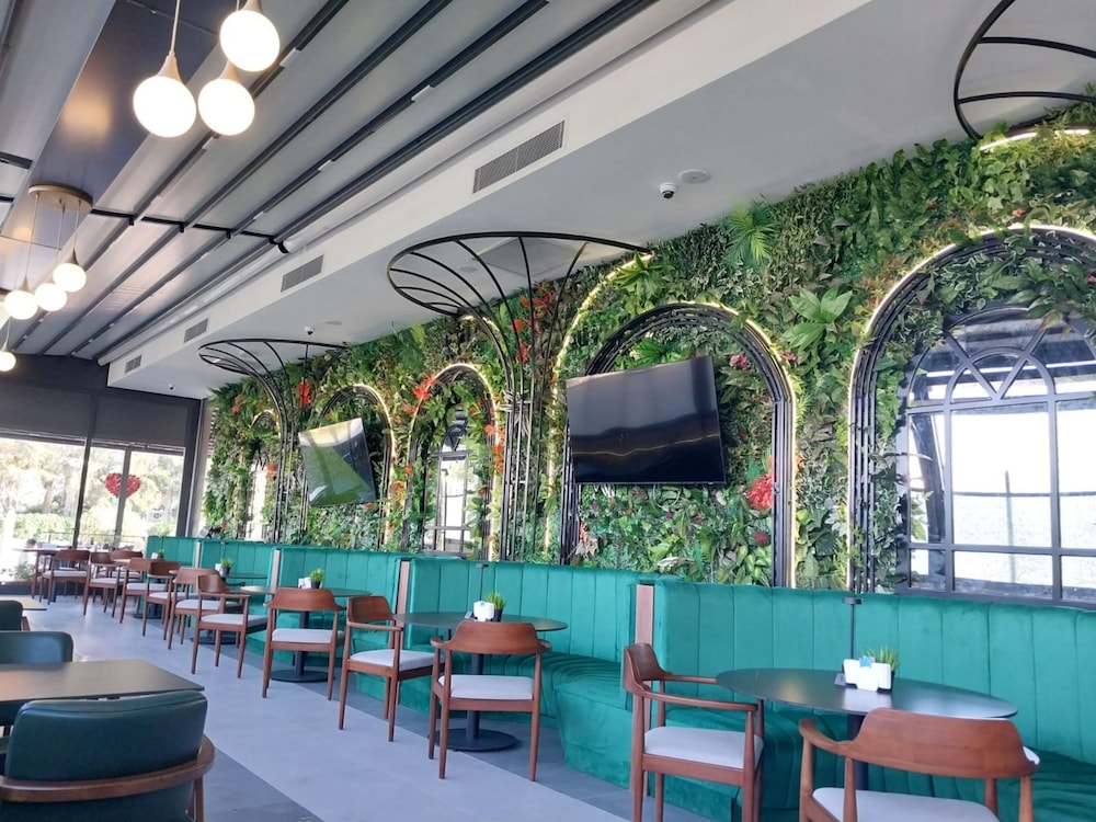 Alice Hotel Antalya - Image 15