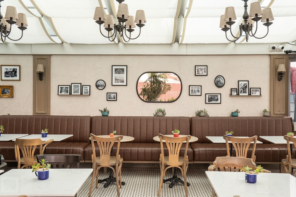 Niles Otel İstanbul - Özel Sınıf - Image 6