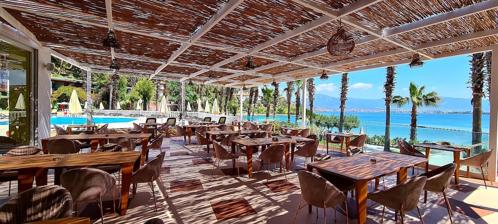 Club & Otel Letoonia - Image 25