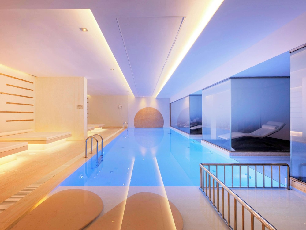 Novotel İstanbul Boğazı - Image 53