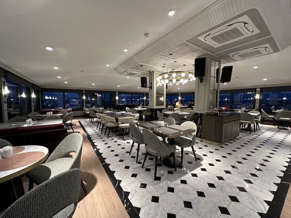 Oteli Zurich İstanbul - Image 71