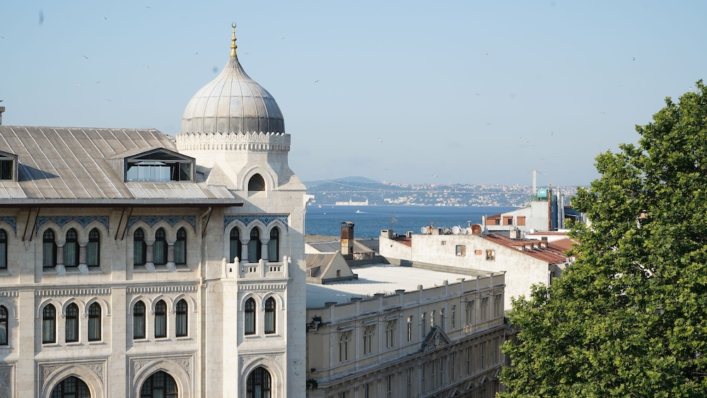 Grand Sirkeci Otel - Image 14