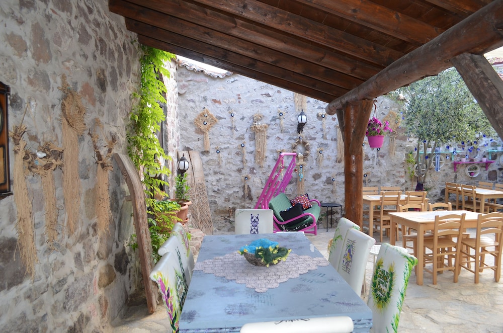 Nezisin Konağı - Image 9
