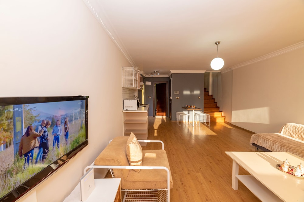 Opera House Otel - Image 24