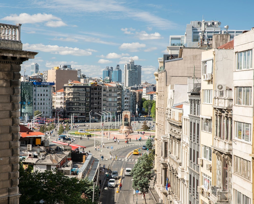 AKKA Lush Otel Taksim - Image 15