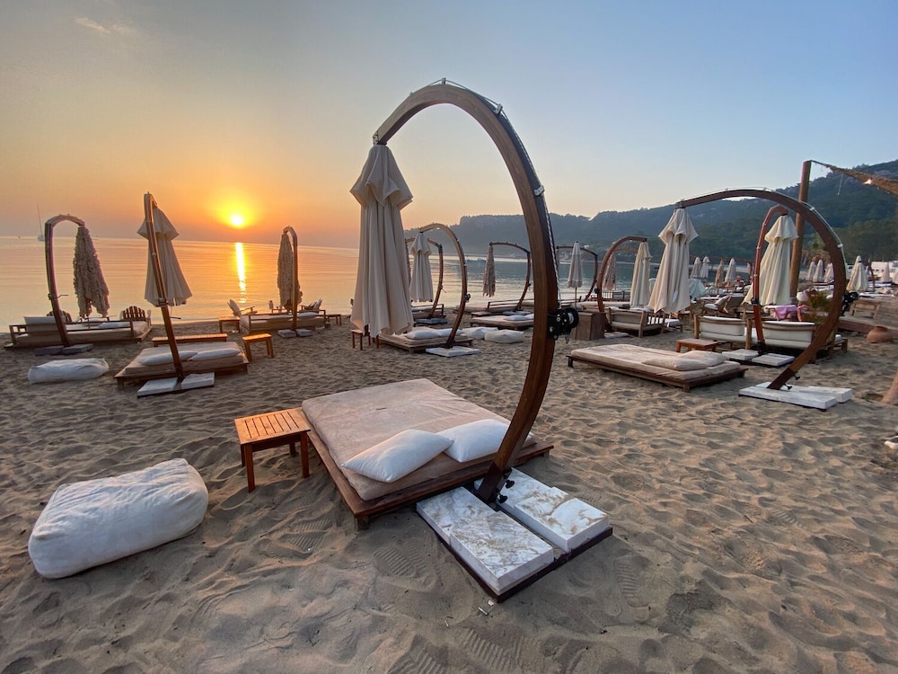 Doc's Hotel Kemer - Image 8