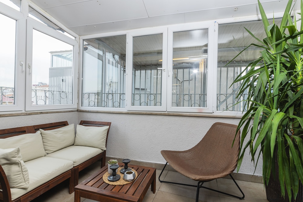 Ayramin Deluxe Hotel - Image 10