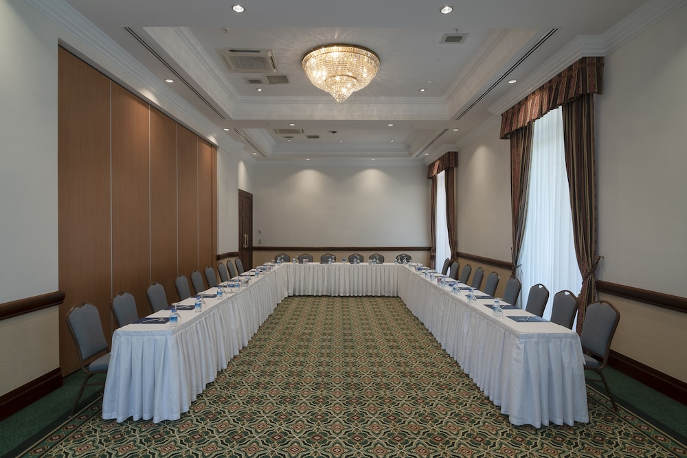 Asteria Kemer Tatil Köyü - Image 10