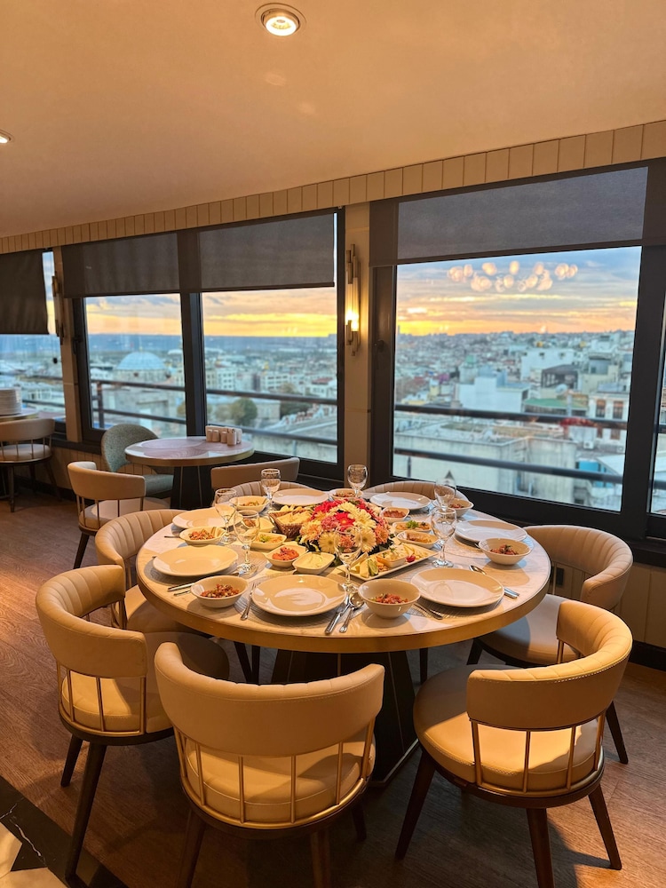 Oteli Zurich İstanbul - Image 74