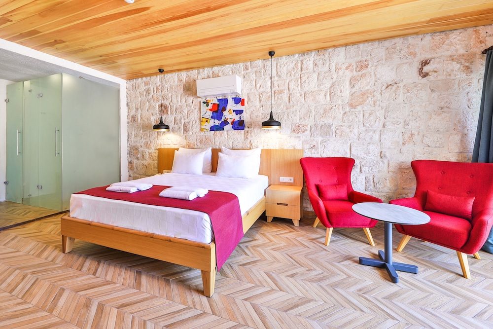 Atalante Hotel - Image 17