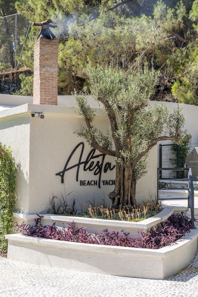 Alesta Midtown - Image 37
