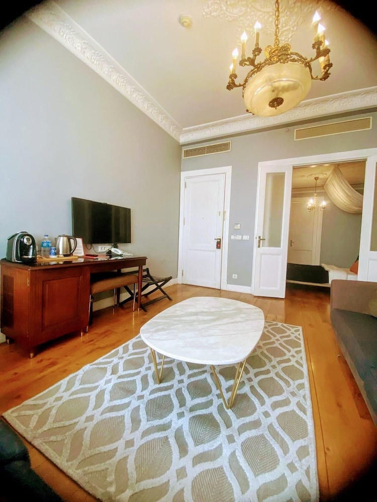 Lina Otel Taksim Pera - Image 46