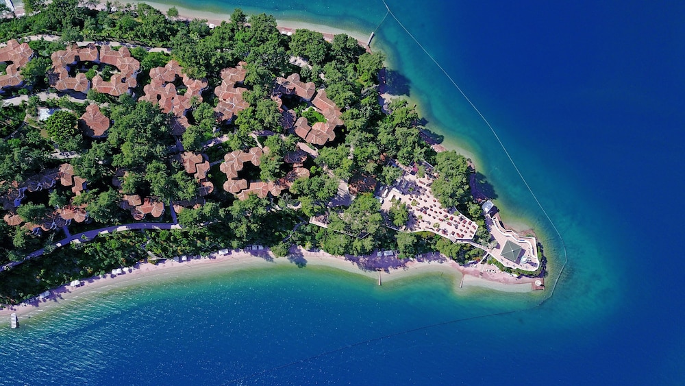 Club & Otel Letoonia - Image 37