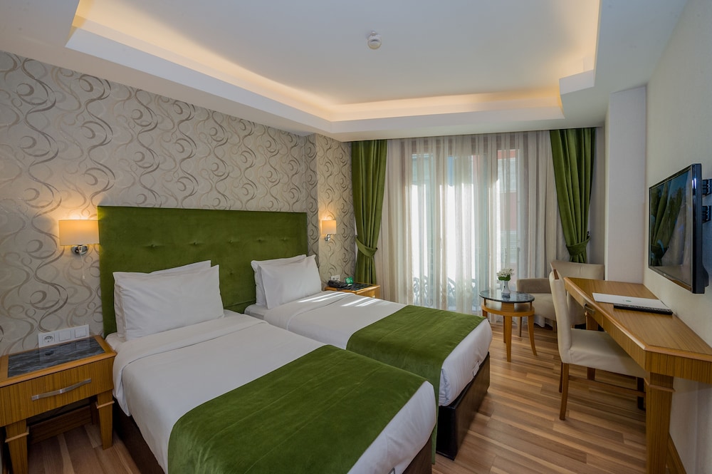 Bizim Otel - Image 13