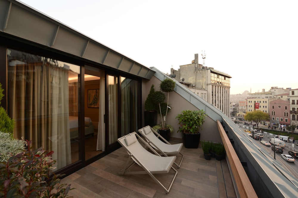10 Karakoy İstanbul - Özel Sınıf - Image 37