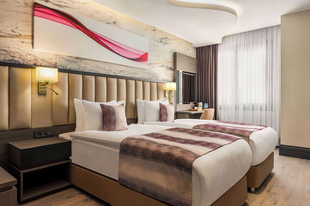 Ramada by Wyndham İstanbul Ümraniye - Image 21