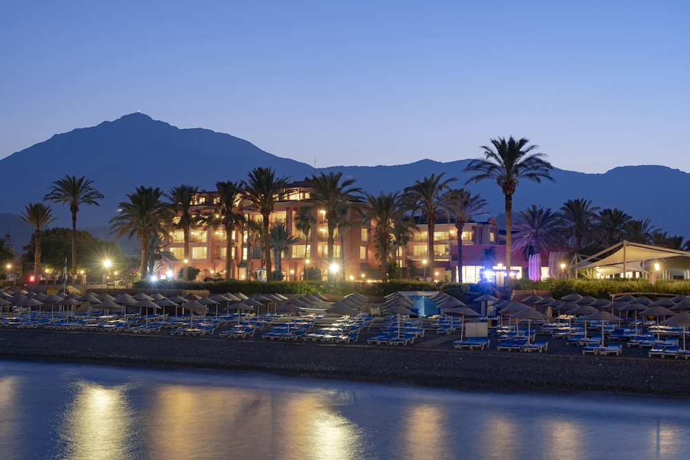 Asteria Kemer Tatil Köyü - Image 14