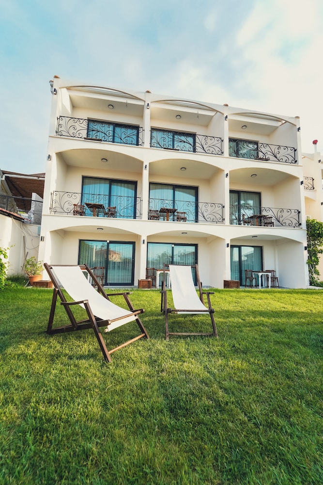 Cunda House Küçük Otel - Image 26