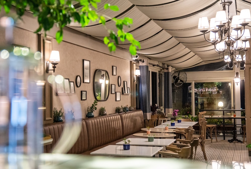 Niles Otel İstanbul - Özel Sınıf - Image 73