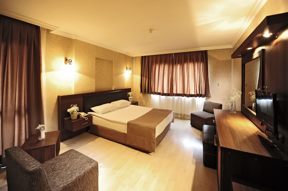 Üstün Otel Alsancak - Image 8