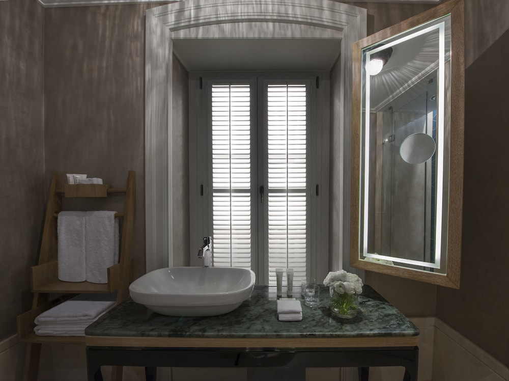 10 Karakoy İstanbul - Özel Sınıf - Image 22