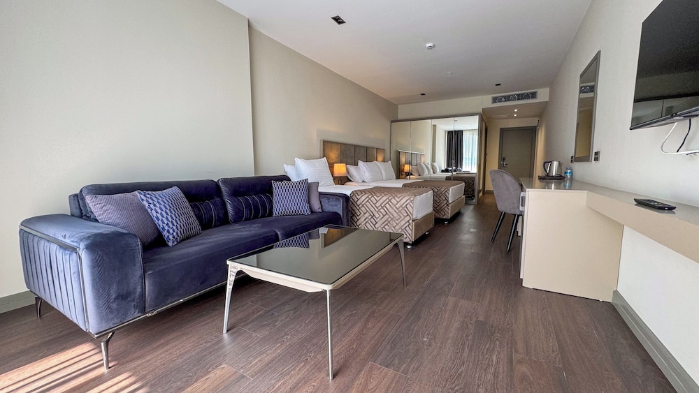 Alice Hotel Antalya - Image 32