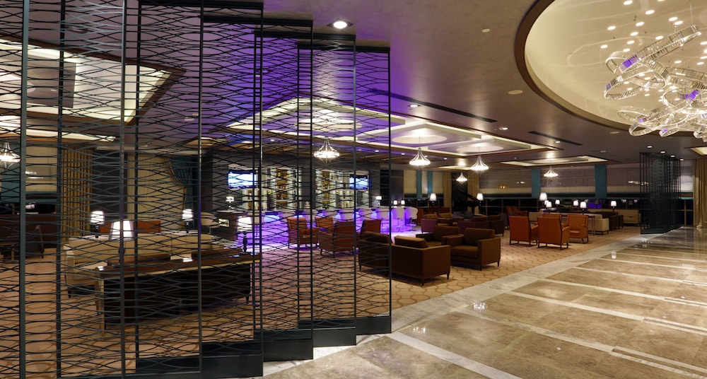 Grand Harilton Hotel - Image 5