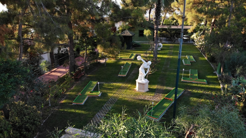 Club & Otel Letoonia - Image 16
