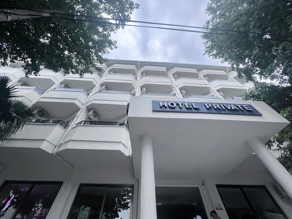 Hotel Private - Image 10