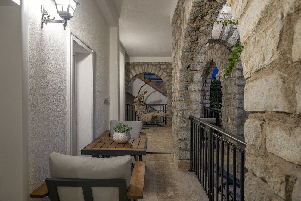Noa Suite Otel - Yetişkinlere Özel - Image 49