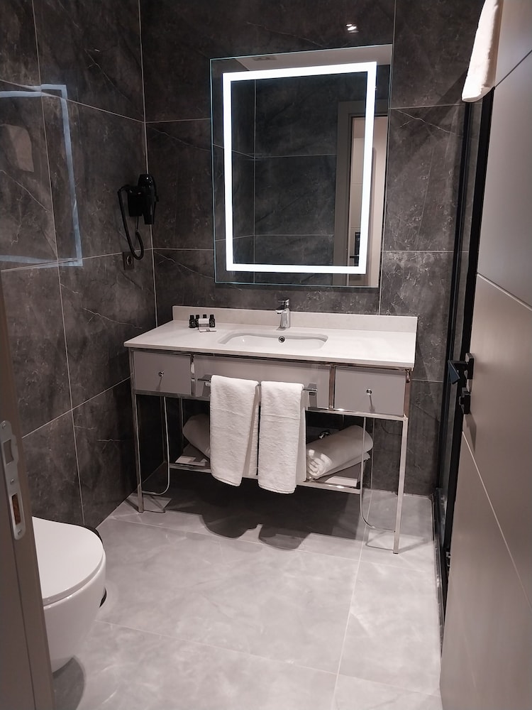 Alice Hotel Antalya - Image 6