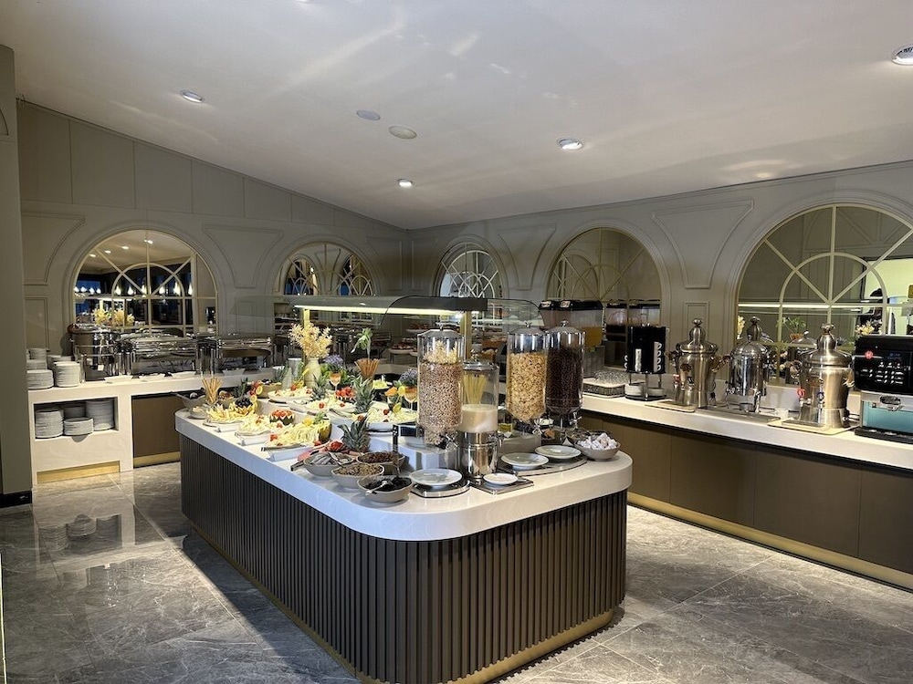 Oteli Zurich İstanbul - Image 73