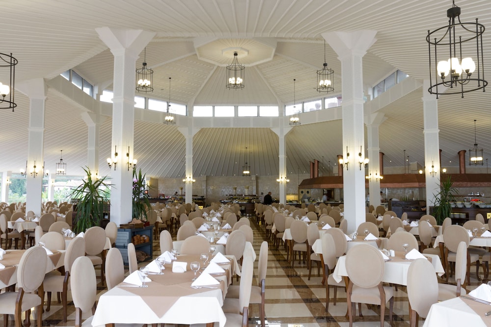 Club & Otel Letoonia - Image 24