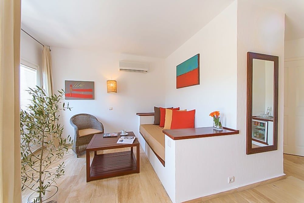 4Reasons Otel ve Bistro - Image 114