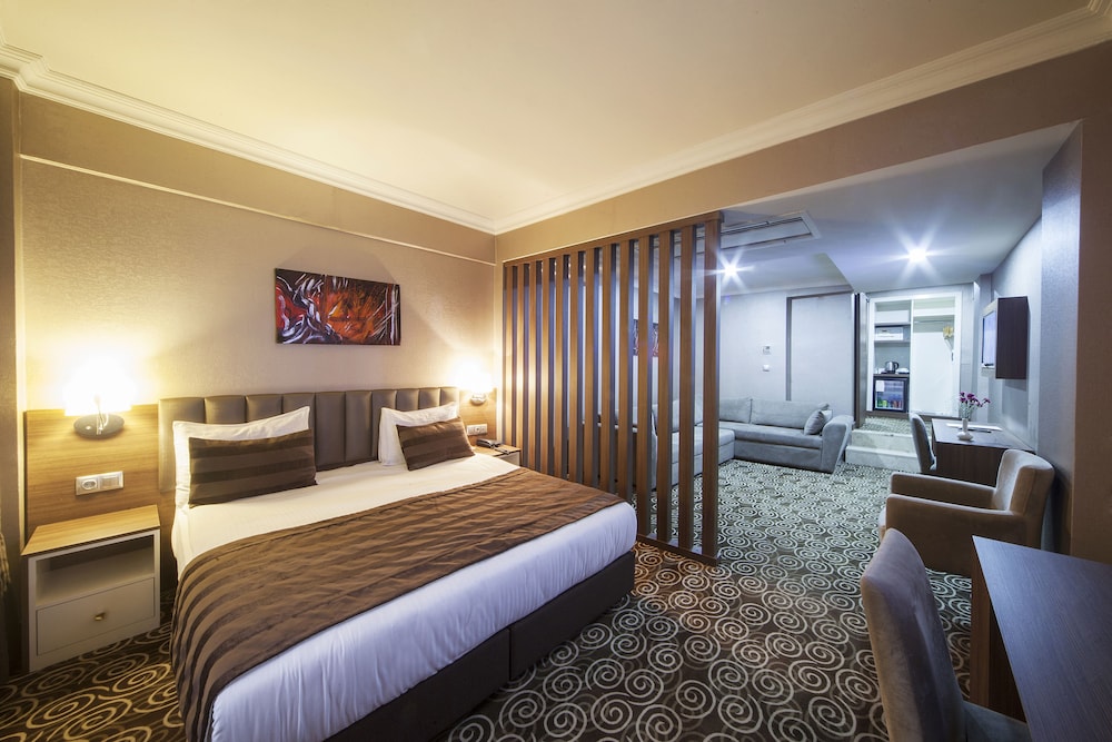 Delta Hotel Istanbul - Image 30