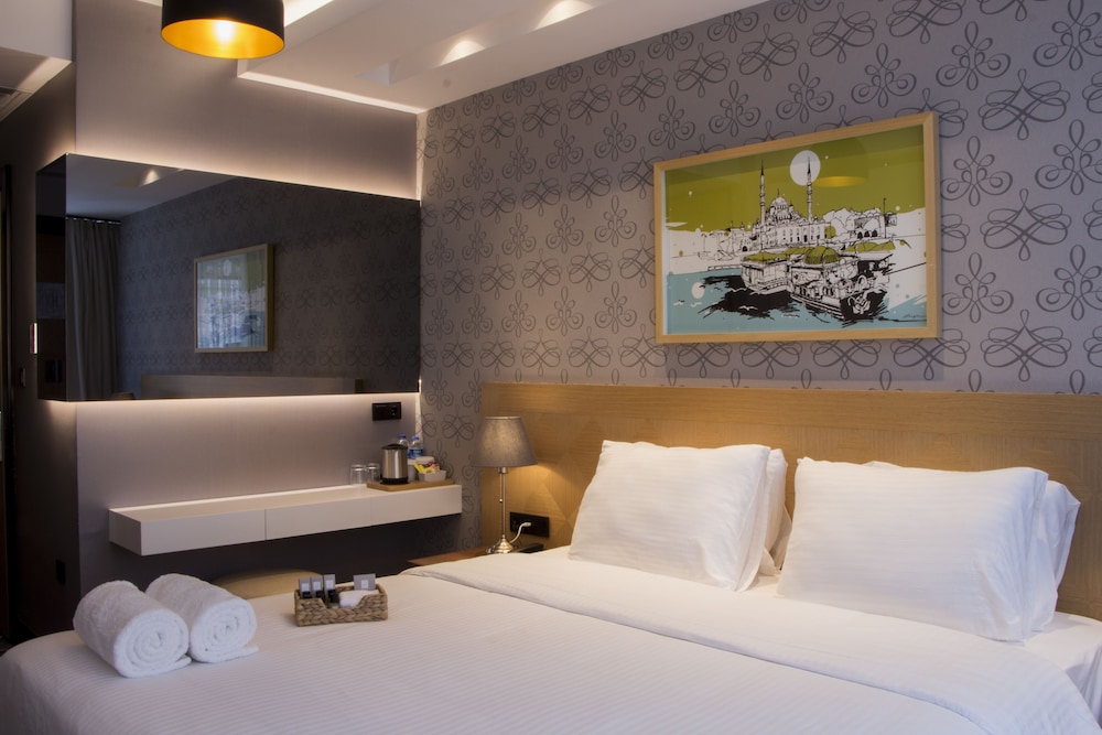 Four-G Hotel - Image 30