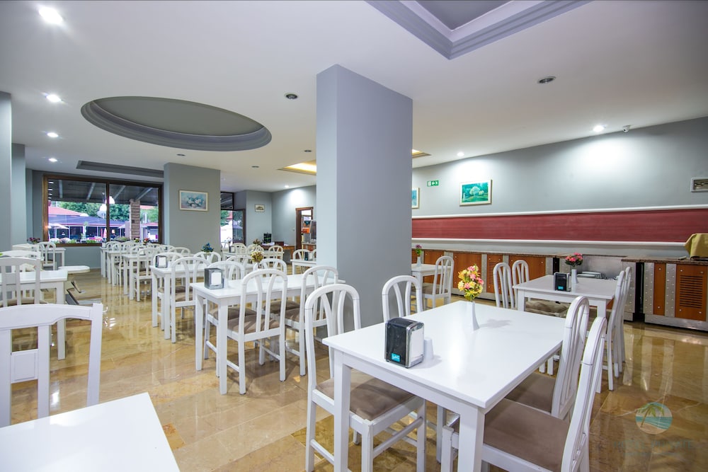 Hotel Private - Image 25