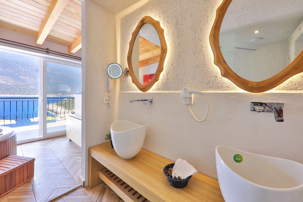 Atalante Hotel - Image 47