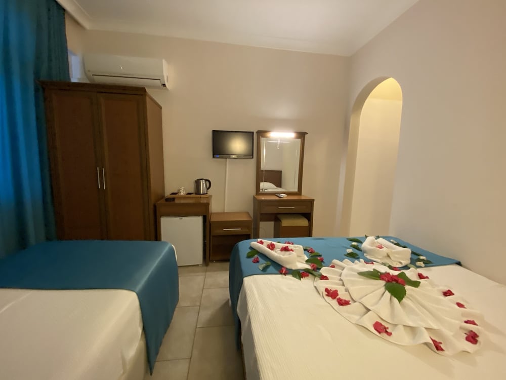 B&B Yüzbaşı Beach Otel - Image 13