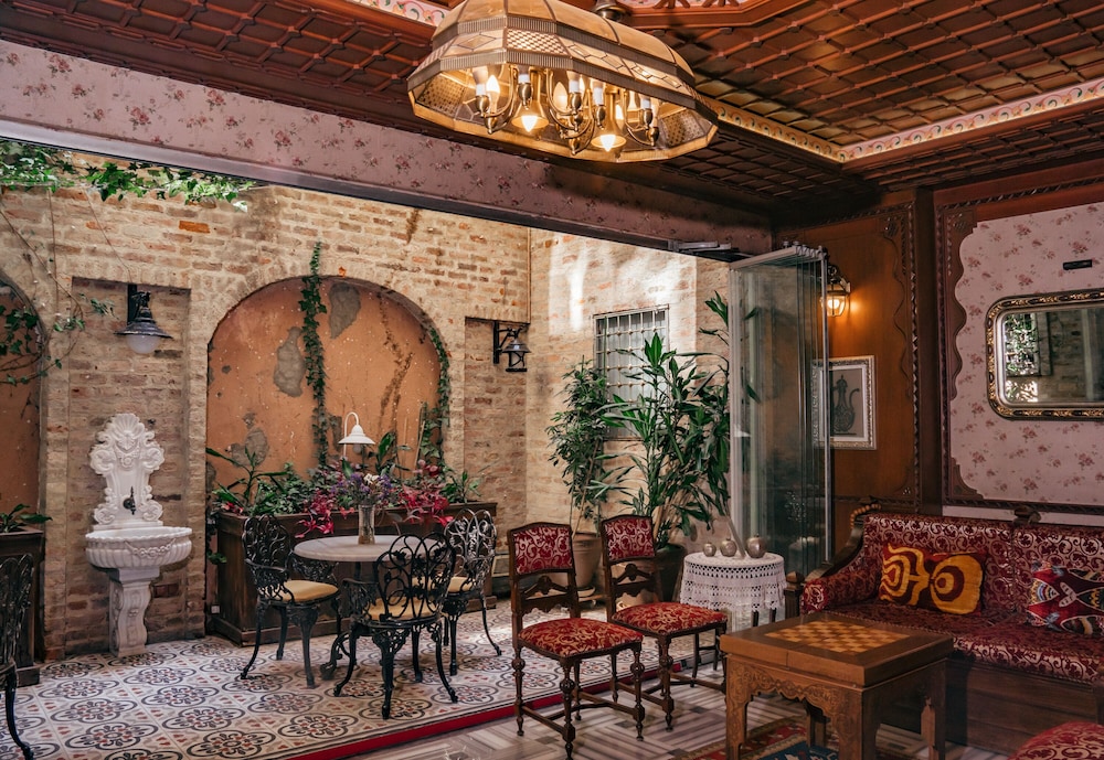 Niles Otel İstanbul - Özel Sınıf - Image 17