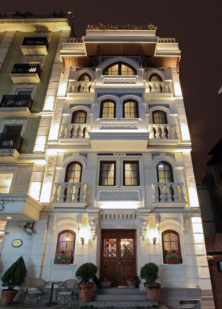 Niles Otel İstanbul - Özel Sınıf - Image 81