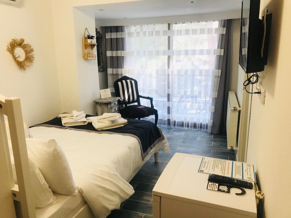 Fizzio Alaçatı Hotel - Image 60