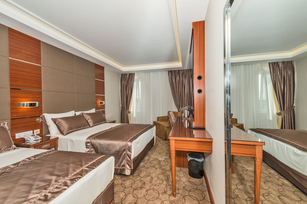 Glorious Otel - Image 18