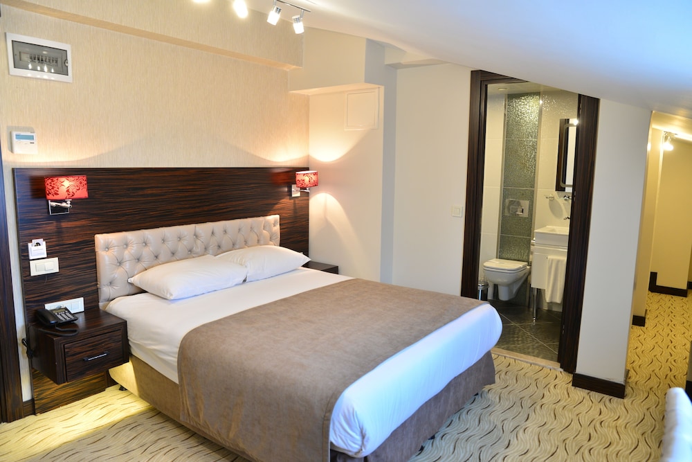 Golden Siyav Otel - Image 11
