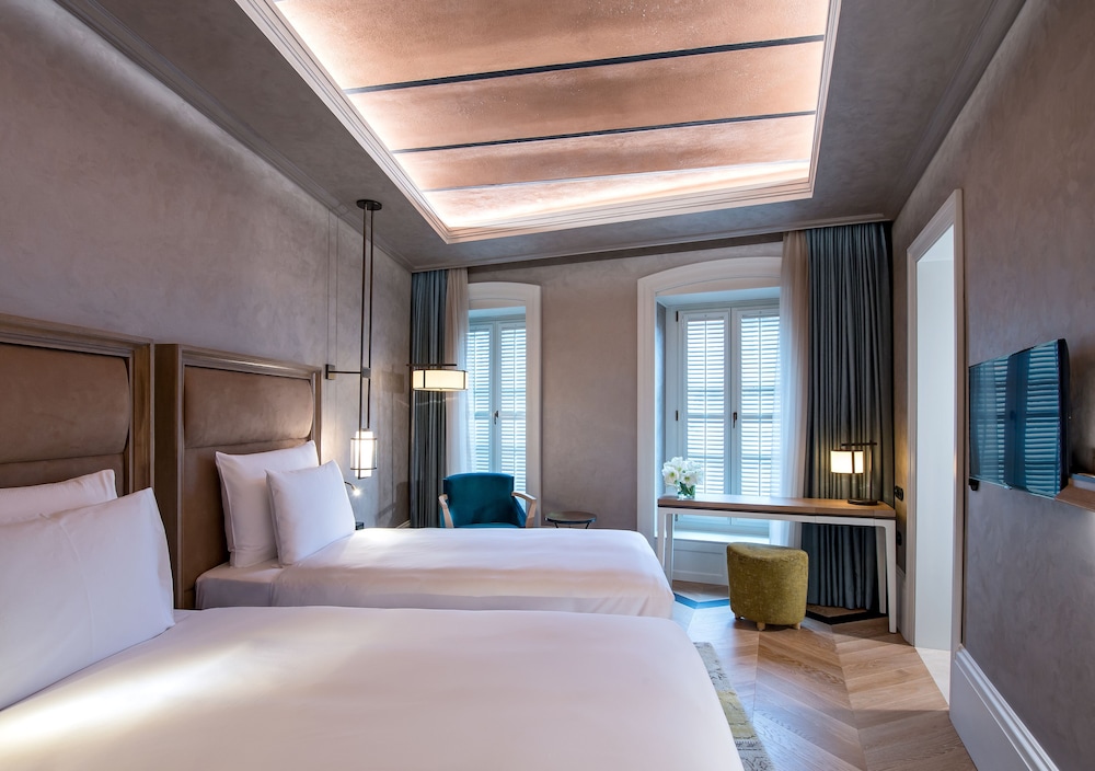 10 Karakoy İstanbul - Özel Sınıf - Image 13