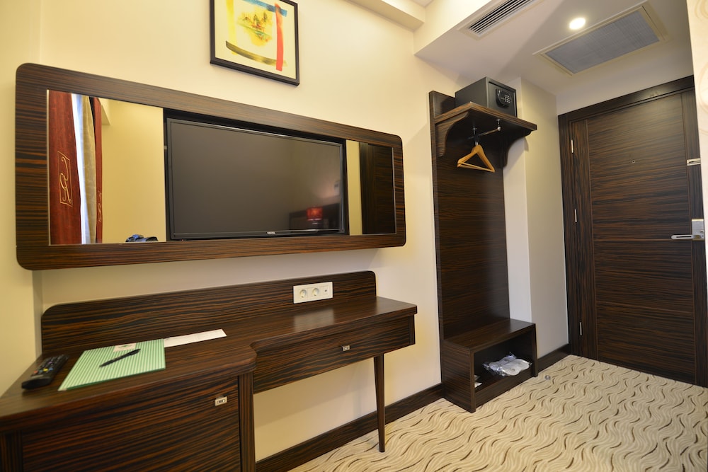 Golden Siyav Otel - Image 13