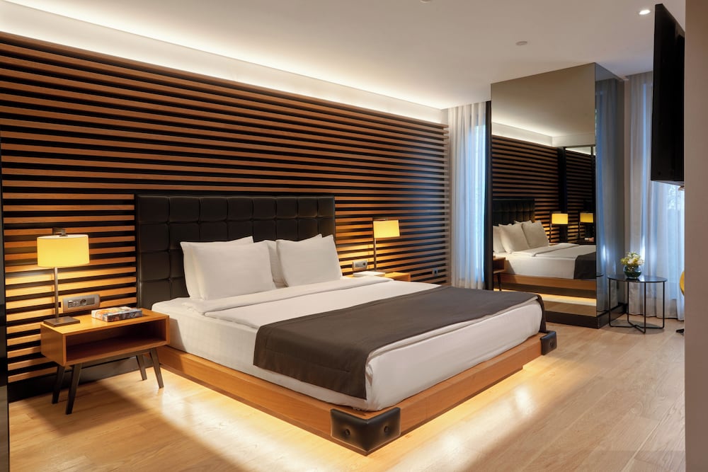 Metropolitan Otelleri Bosphorus - Image 57